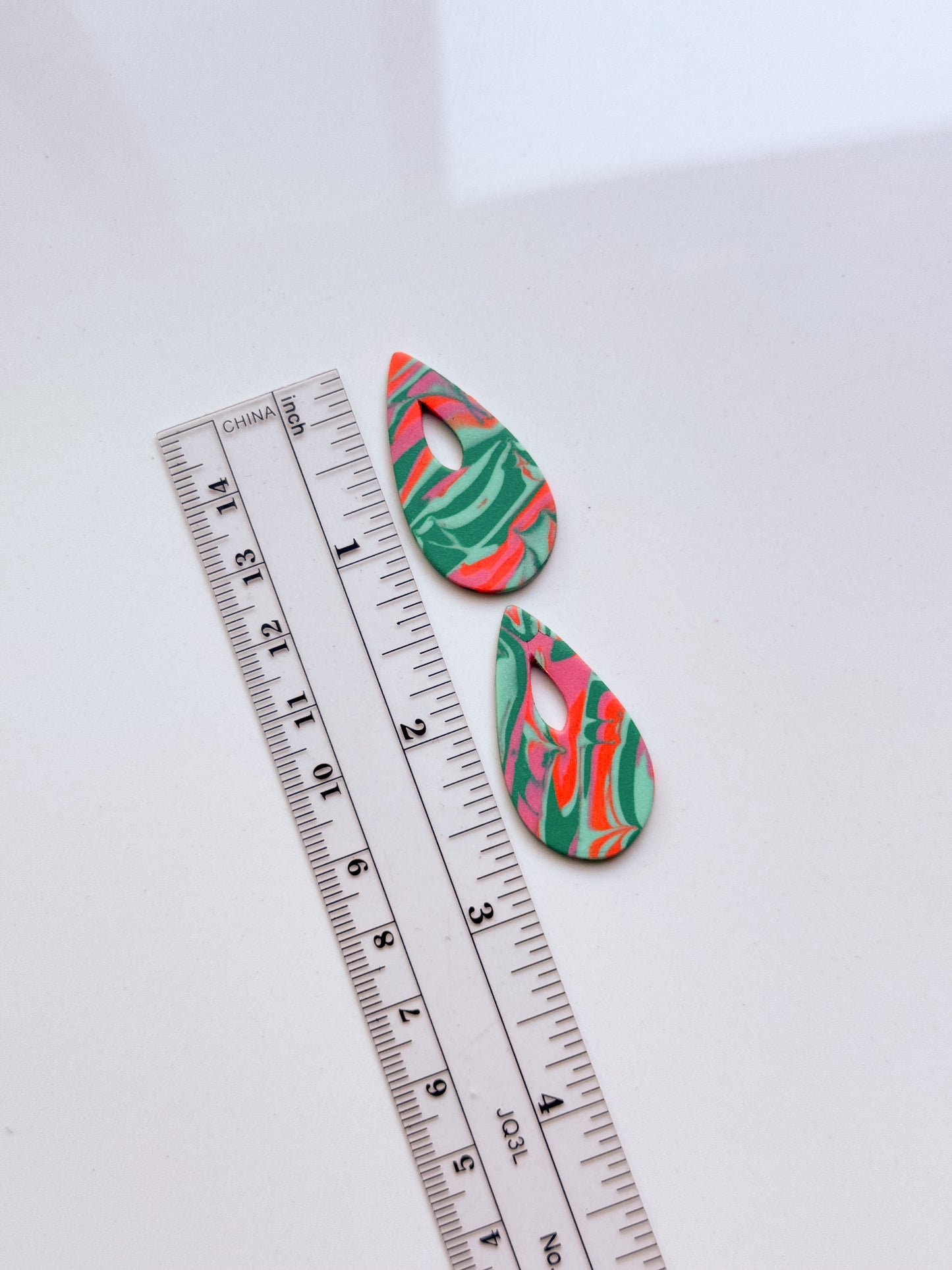 Unique Windowed Drop Clay Cutter