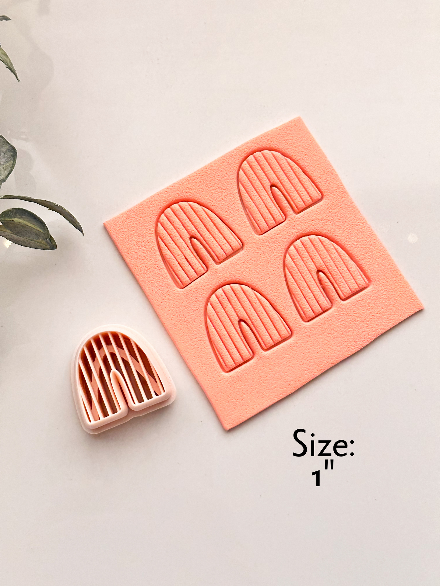 Embossed Ribbed Arch Clay Cutter