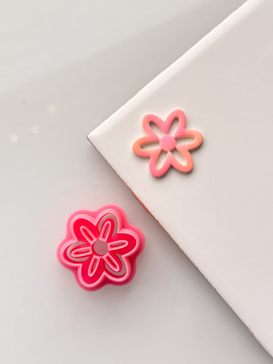 Cortador de arcilla con forma de margarita ahuecada