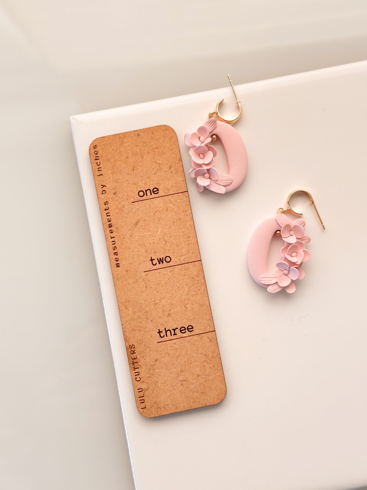 Soft Oval Statement Clay Cutter