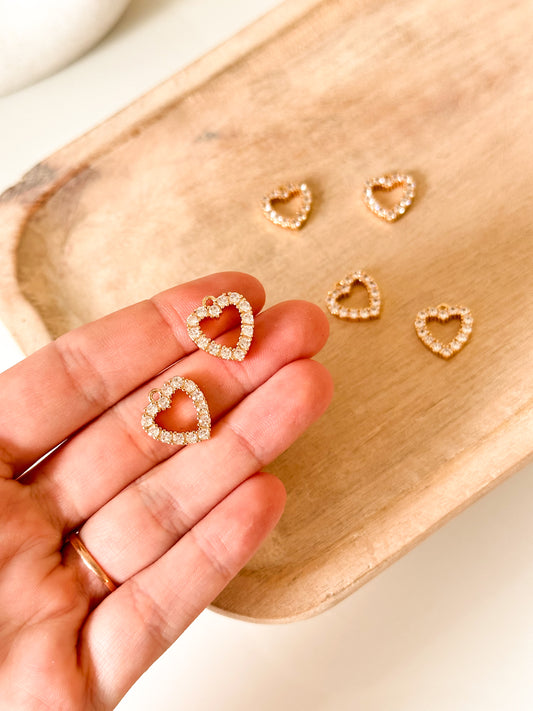Pendentif en forme de cœur avec pavé de zircons cubiques - 6 pièces