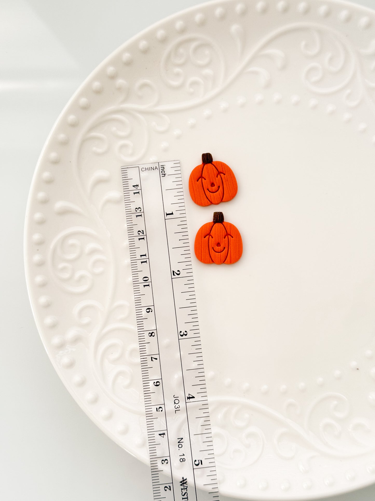Happy Pumpkin Clay Cutter