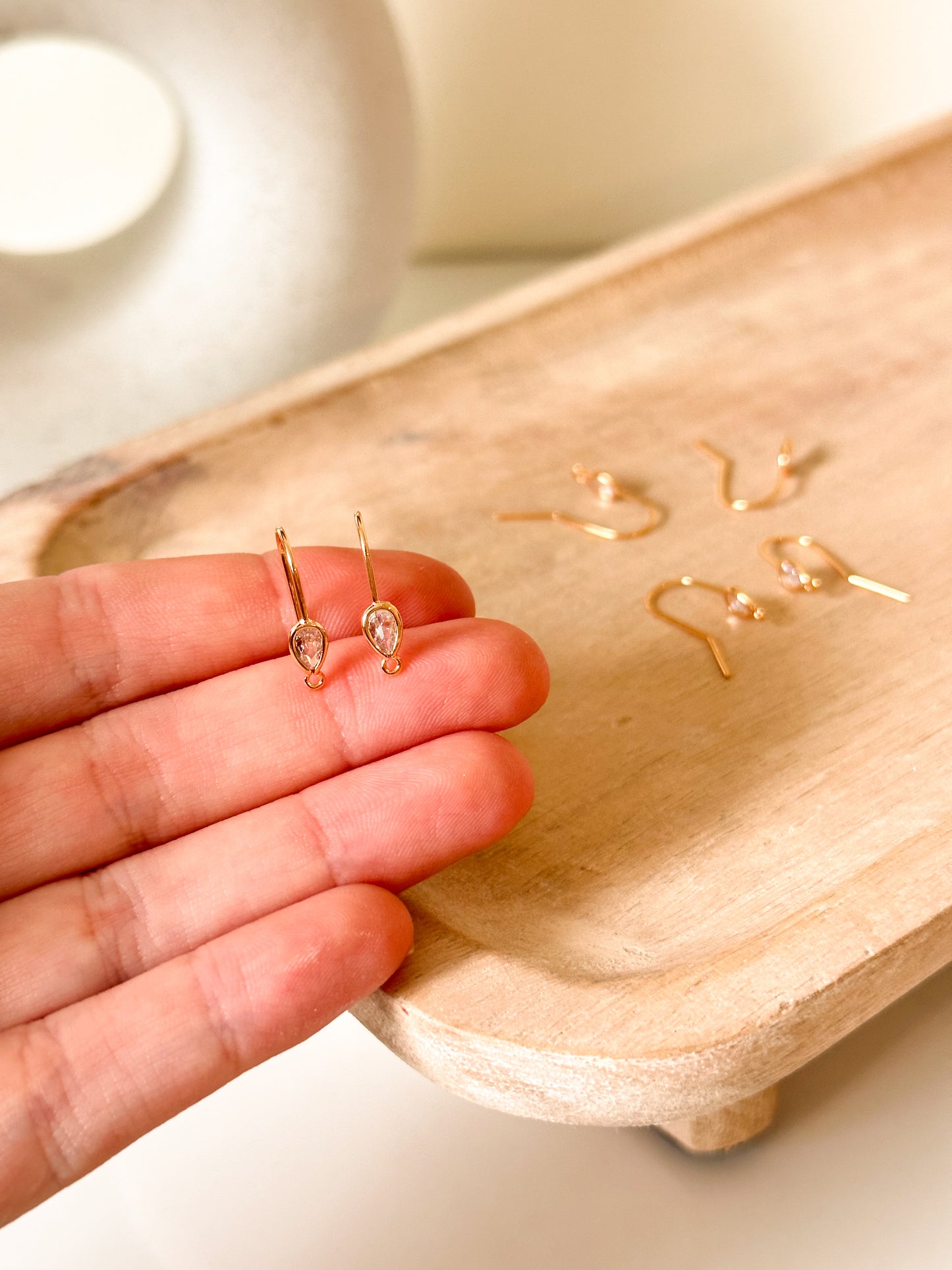 Zircon Hooks - 6 PCS