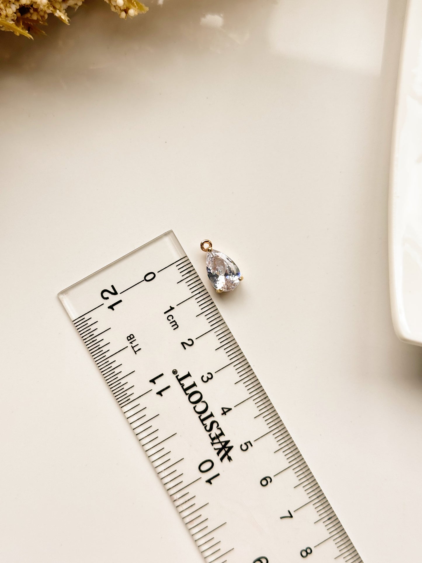 Breloque en forme de larme en zircon (10 pièces)