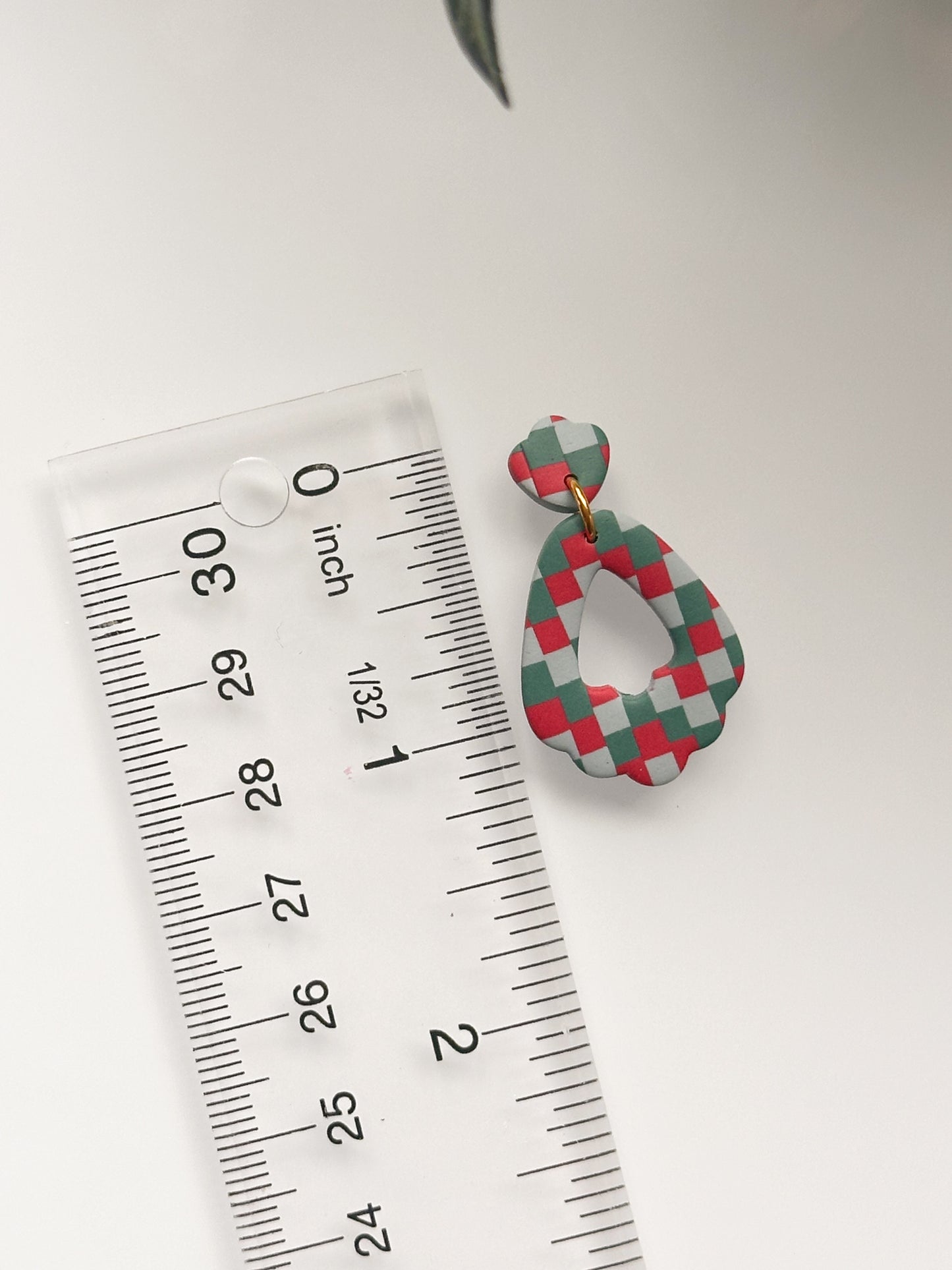 Scalloped Windowed Fan Shape Dangle Clay Citter Set - Drill Guides