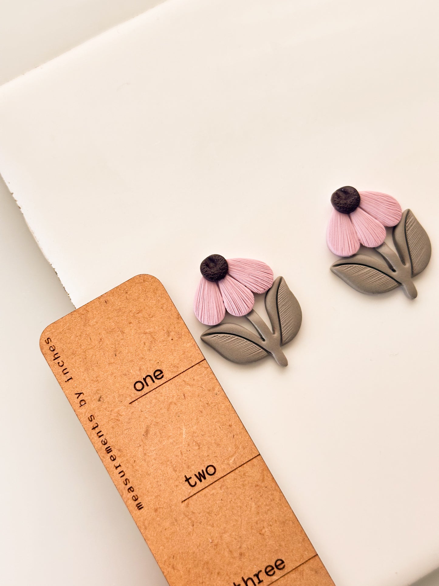 Daisy + Stem Clay Cutter