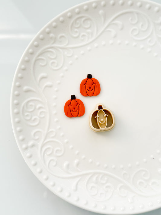 Happy Pumpkin Clay Cutter