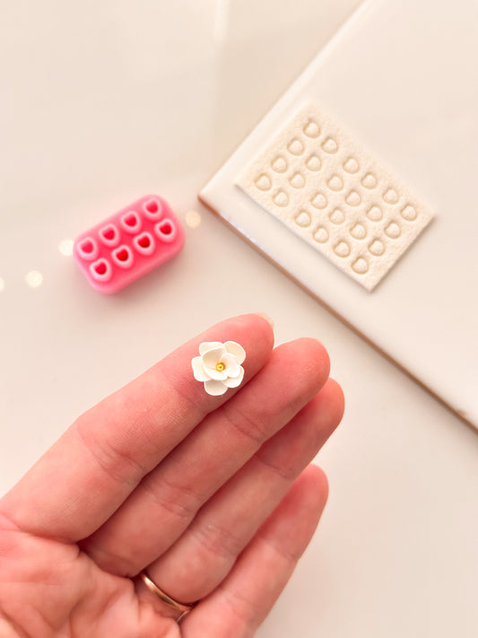 Tiny Scalloped Petals Micro Cluster Clay Cutter