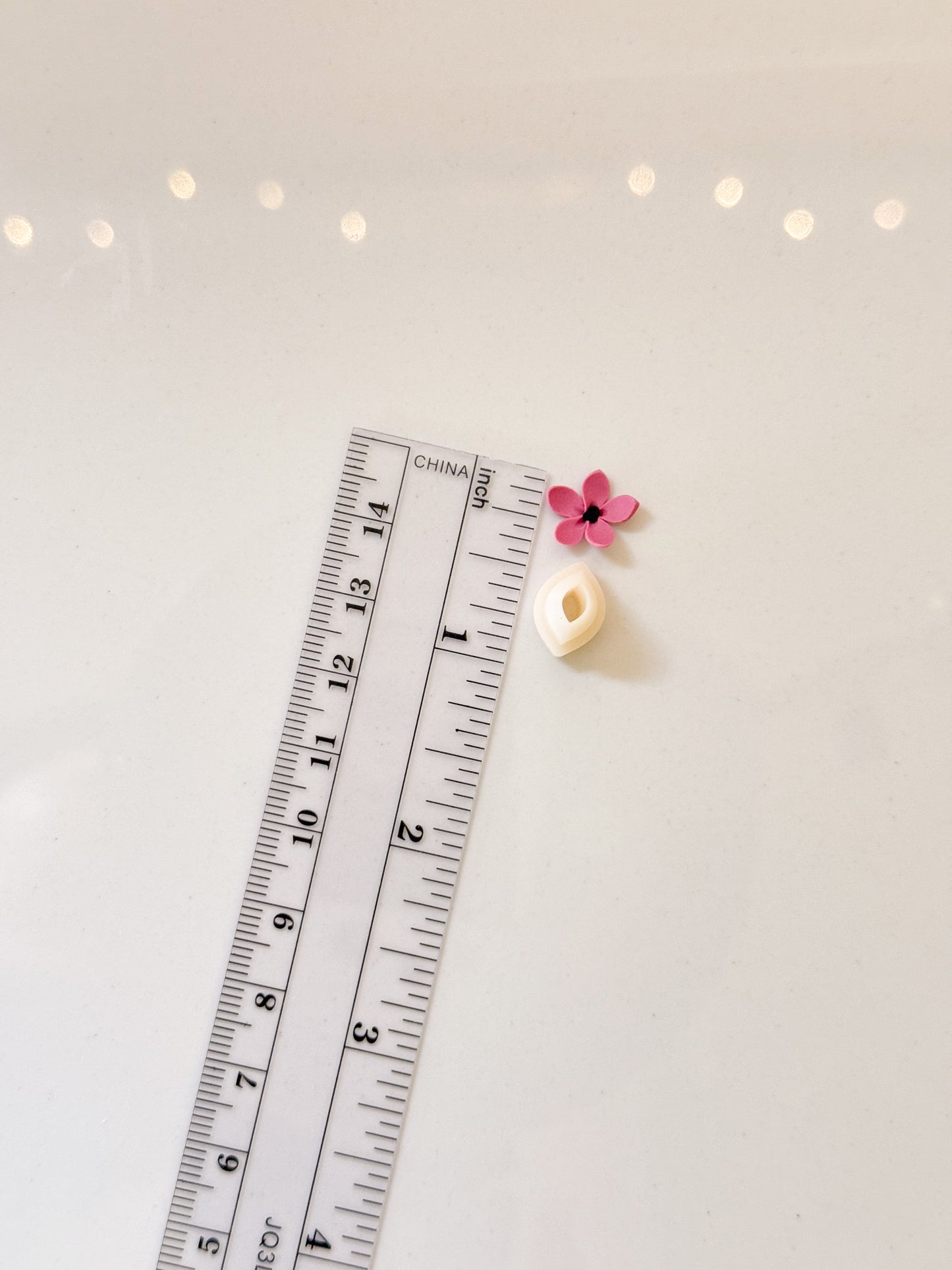 R Micro Petal 2 Clay Cutter