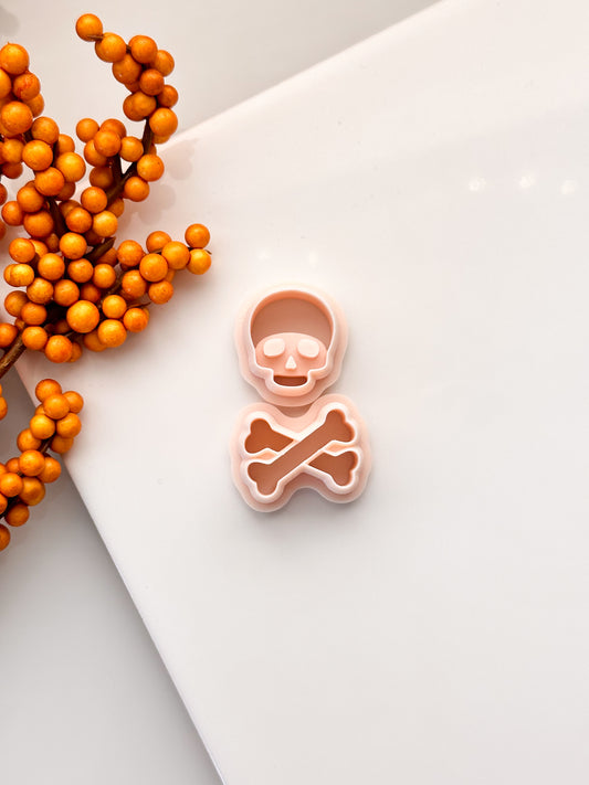 Skull & Crossbones Clay Cutter Set