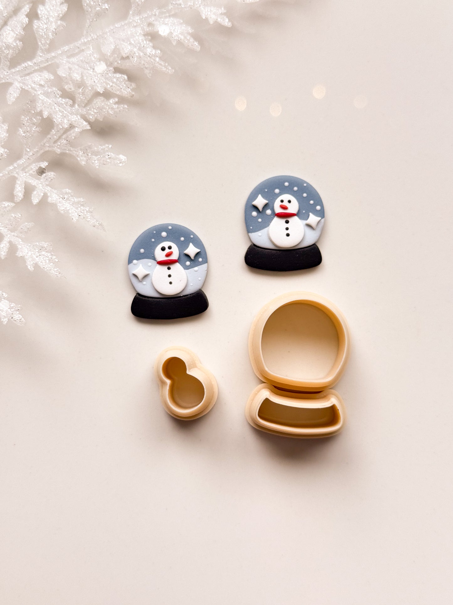 Snowglobe Builder Clay Cutter