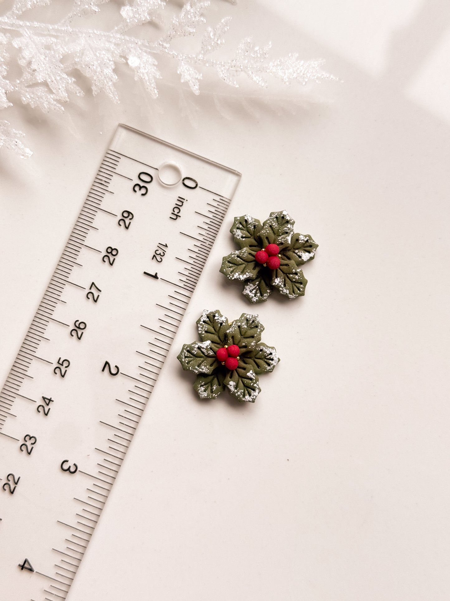 Holly Leaf Embossed Clay Cutter