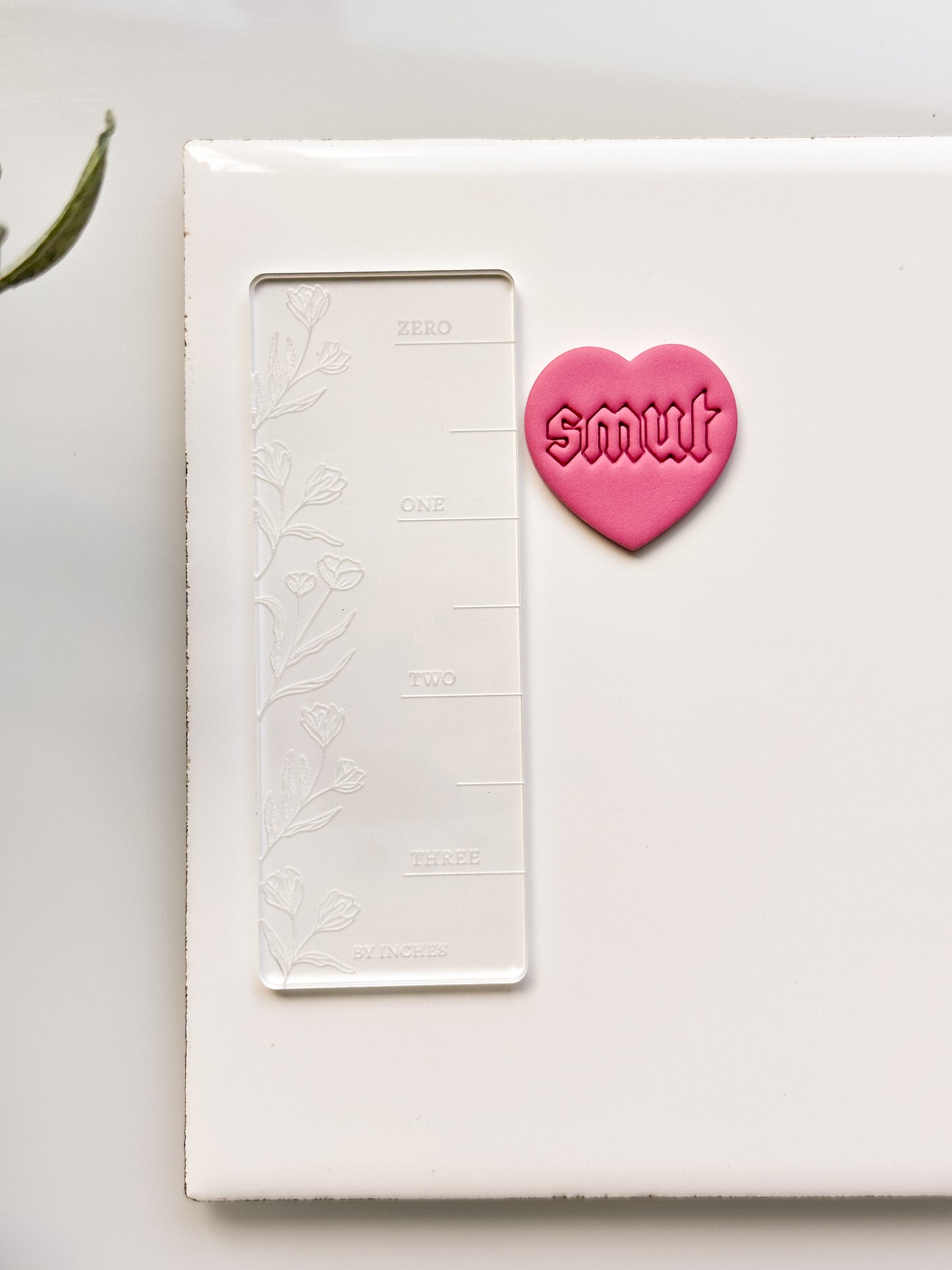 Coupe-argile en forme de cœur