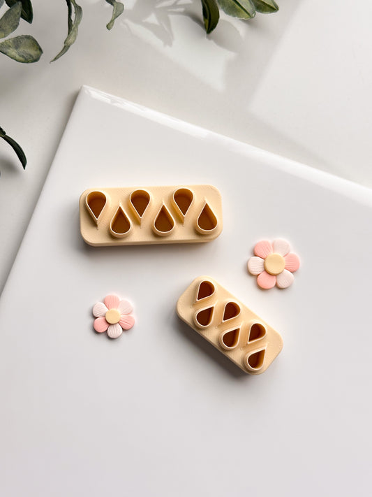 Flower Builder Plates - Small + Mini Clay Cutter
