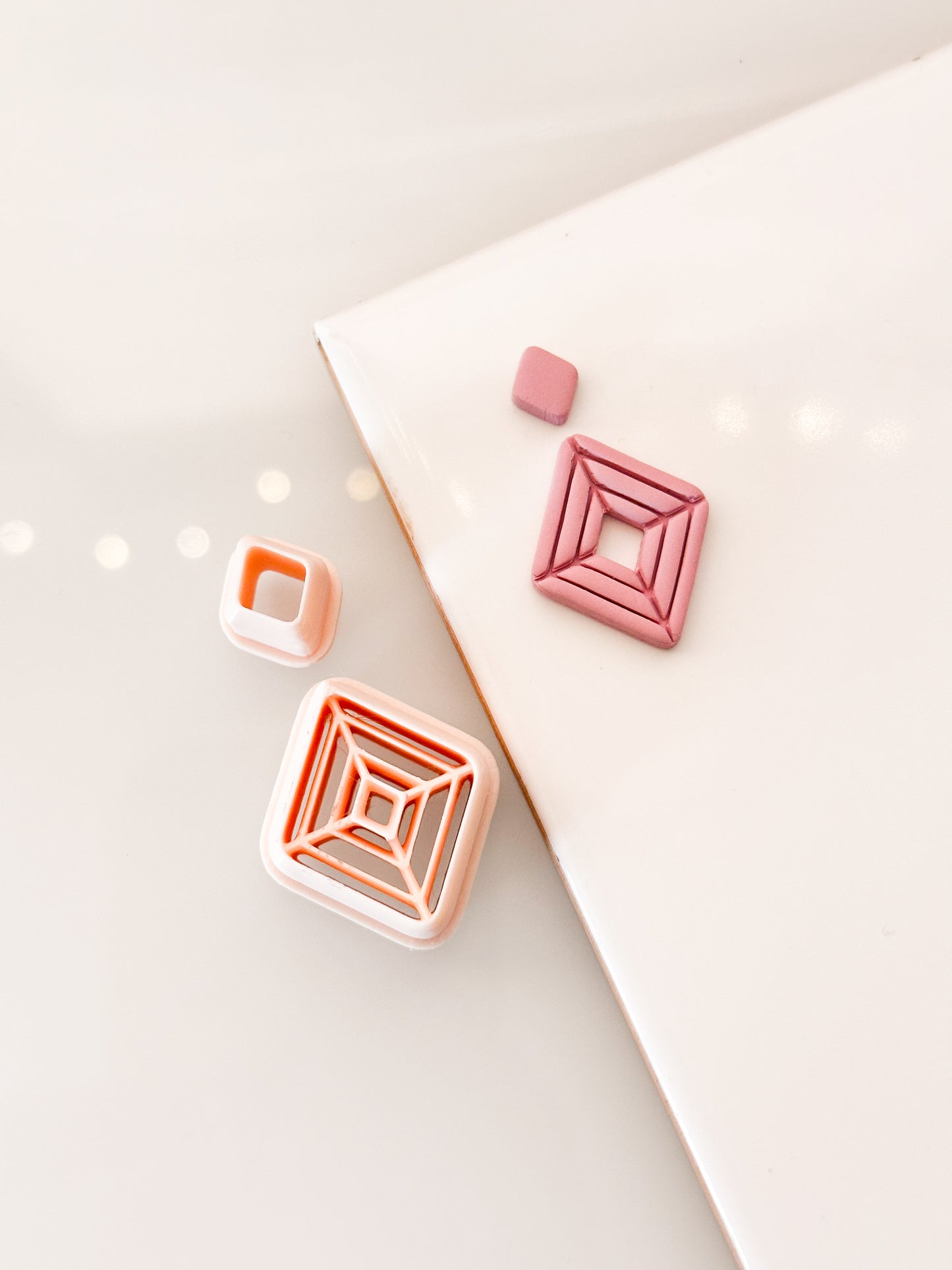 Extruded Diamond Dangle Clay Cutter Set