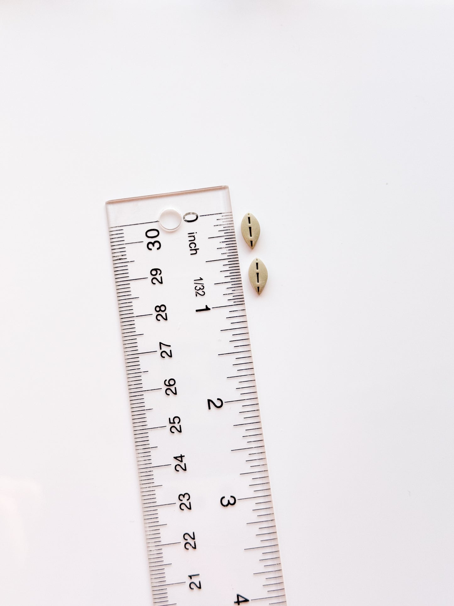 Stitched Leaf Clay Cutter