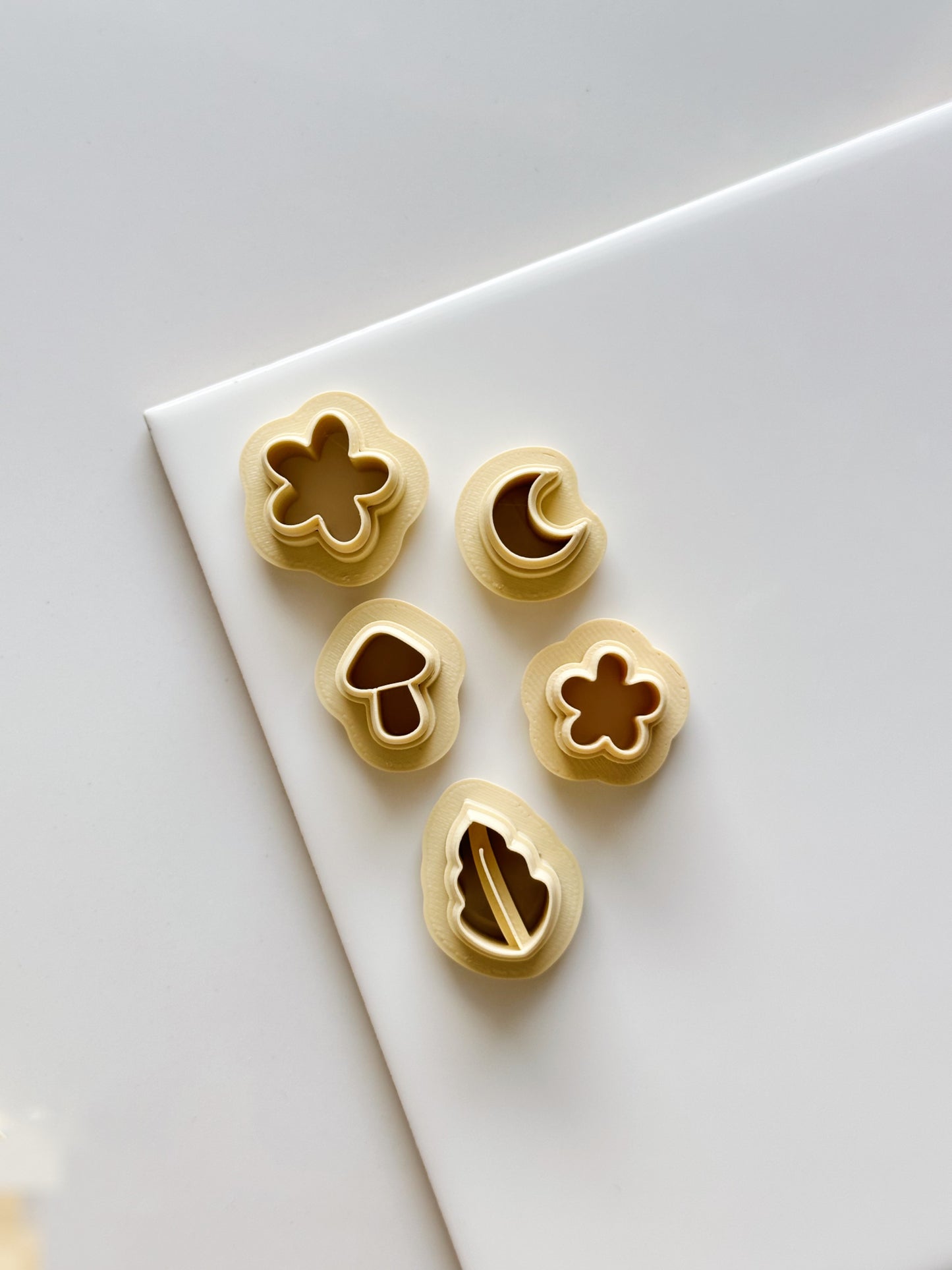 Cottage Tidbits Clay Cutters