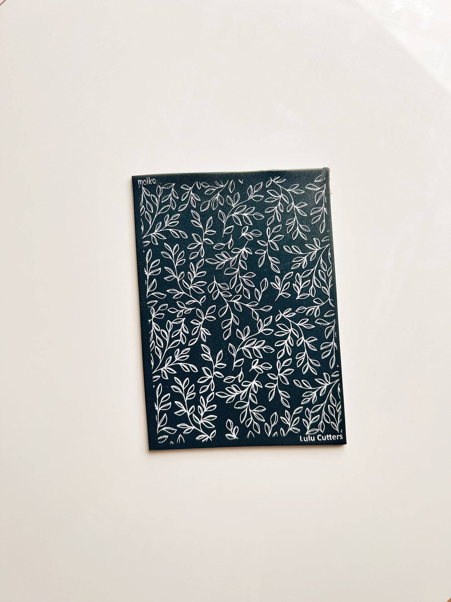 | LC | Flowing Leaves Silk Screen
