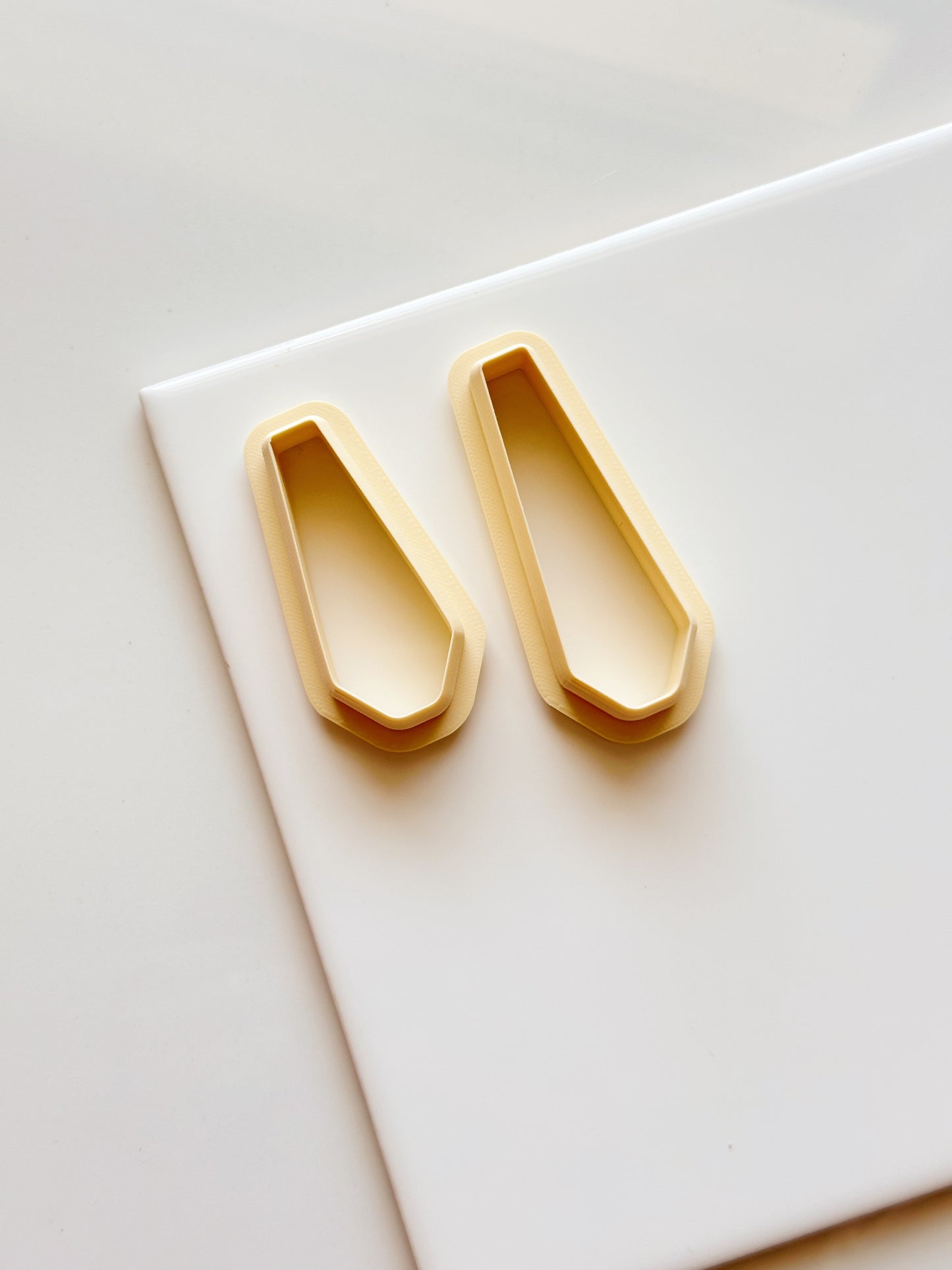 Diamond Shape Long Drop Clay Cutter