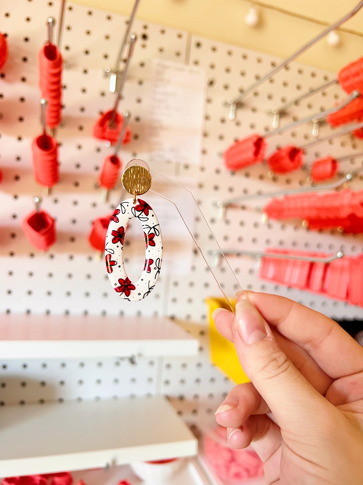 Présentoir à boucles d'oreilles