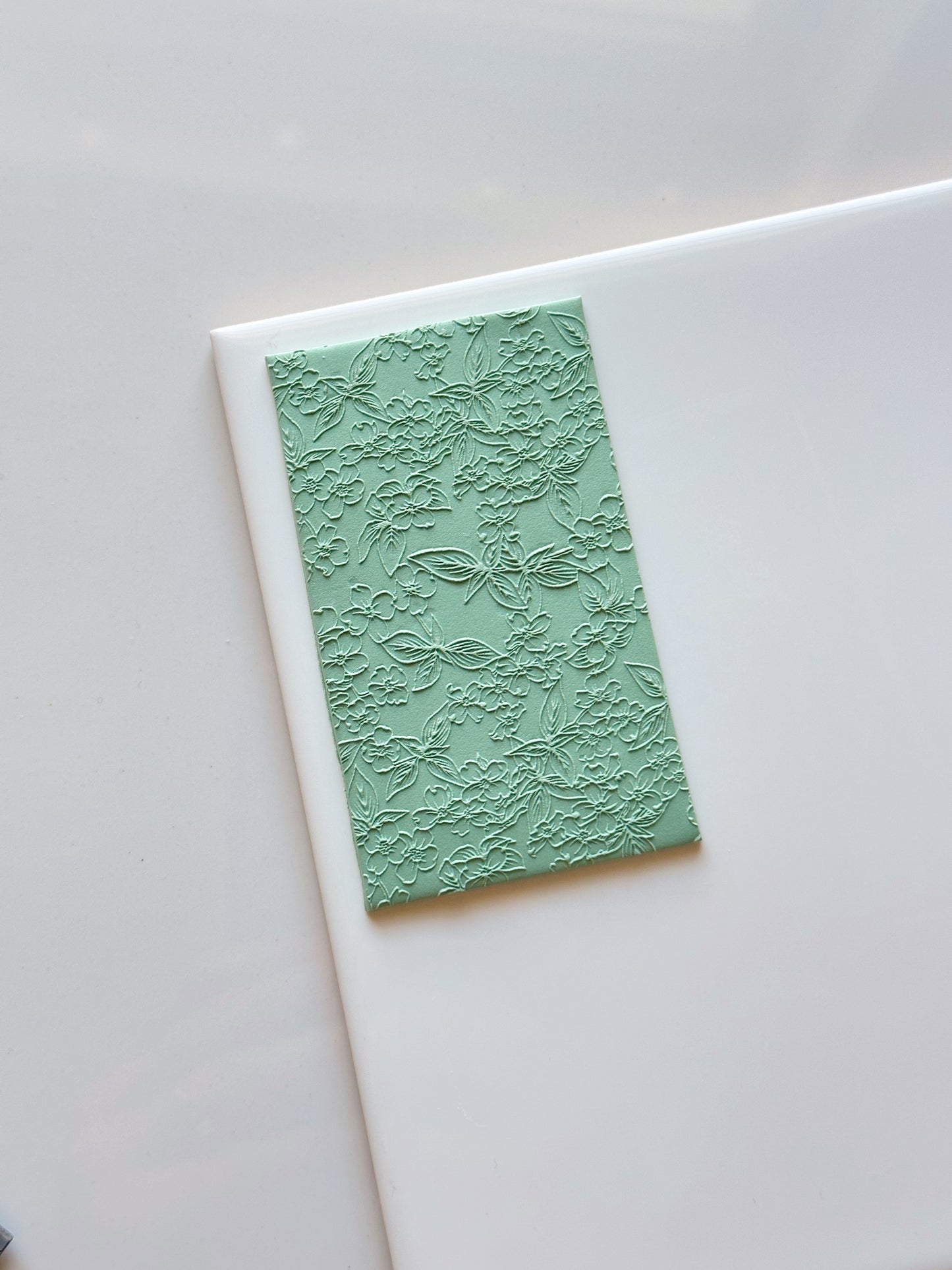 Tapis de texture à motifs de grappes de fleurs