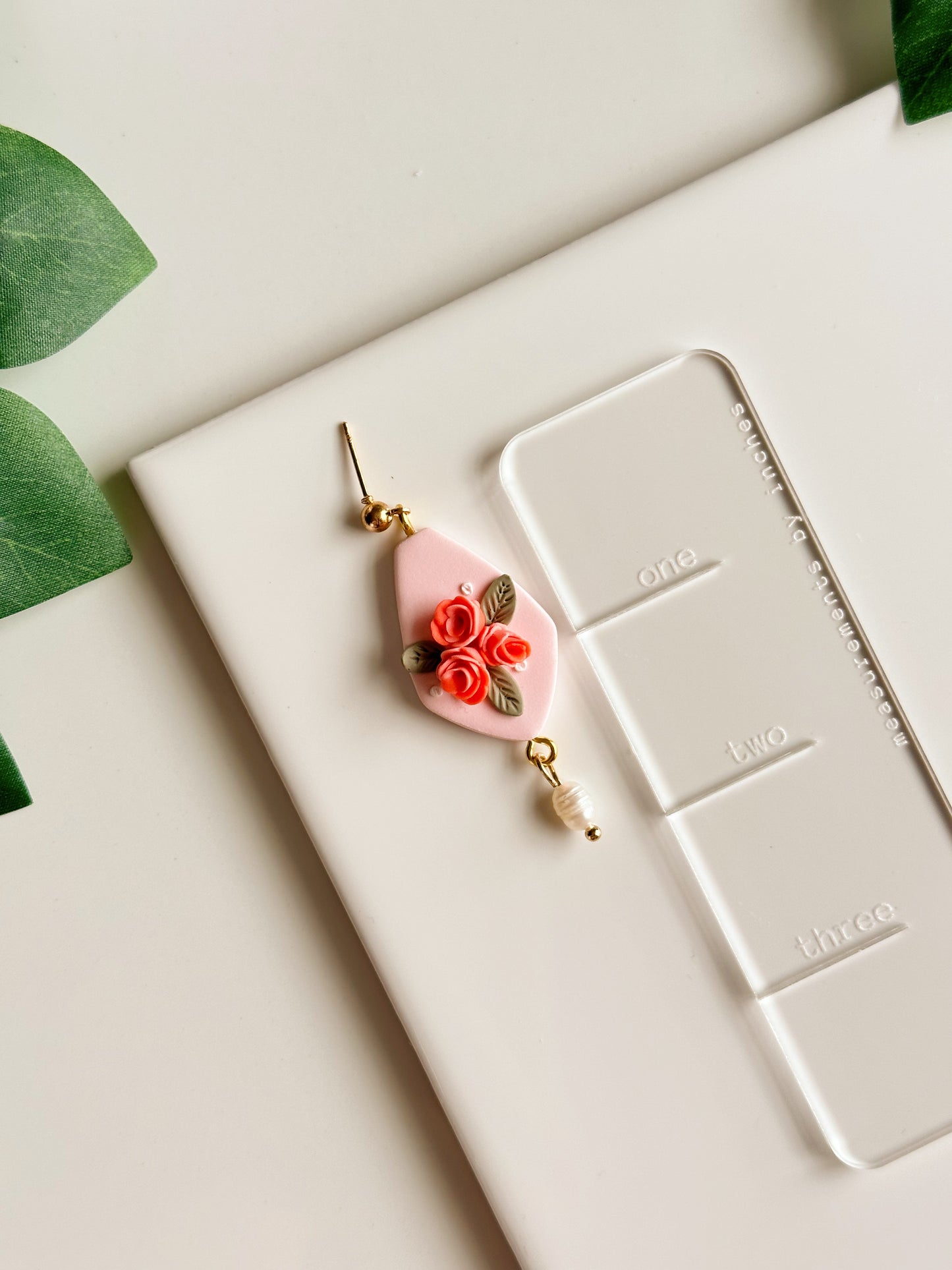 Pendentifs en forme de roses