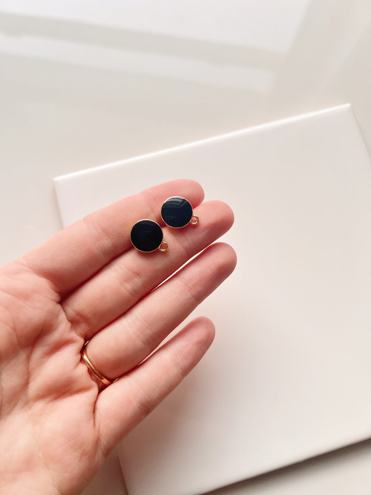 Poteaux noirs (2 pièces)