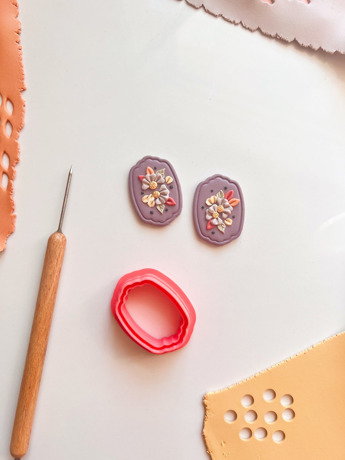 Irene Bordered Clay Cutter