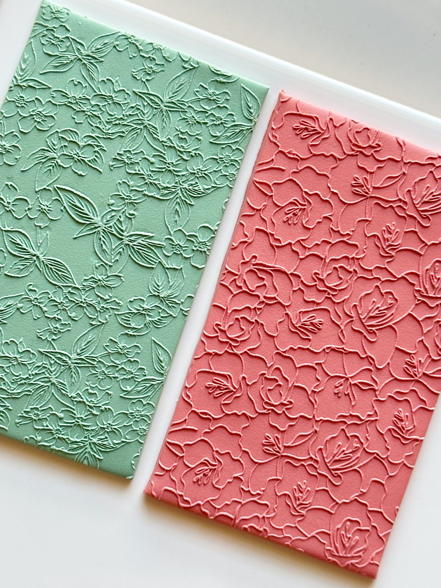 Tapis de texture à motifs de grappes de fleurs