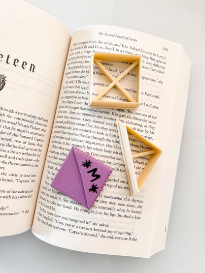Corner Bookmark Clay Cutter
