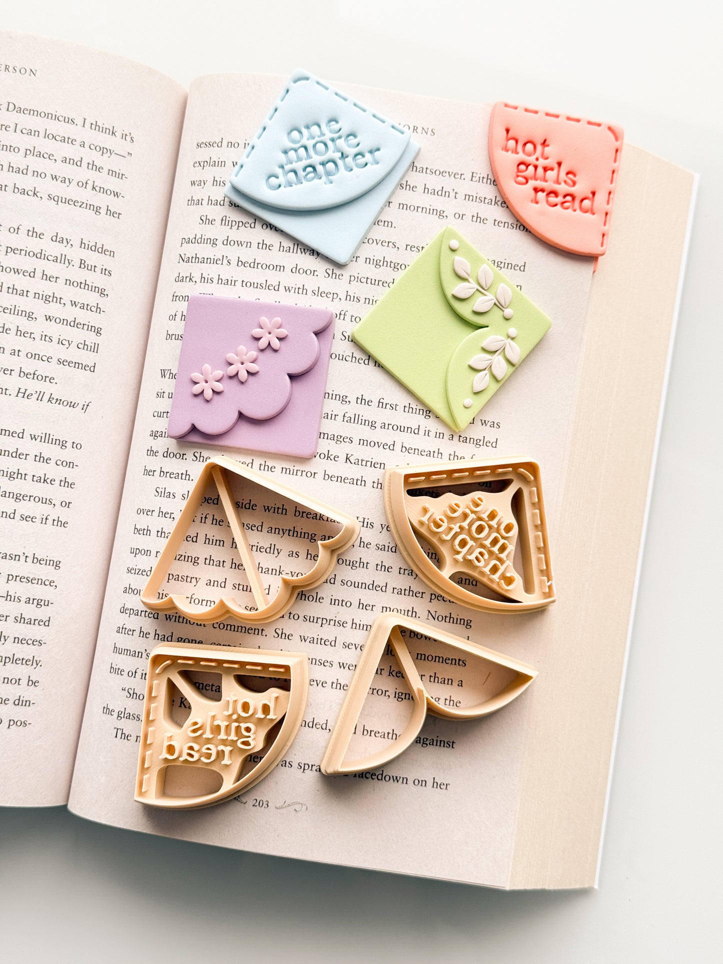 Bookmark Corners 2 Set Clay Cutter
