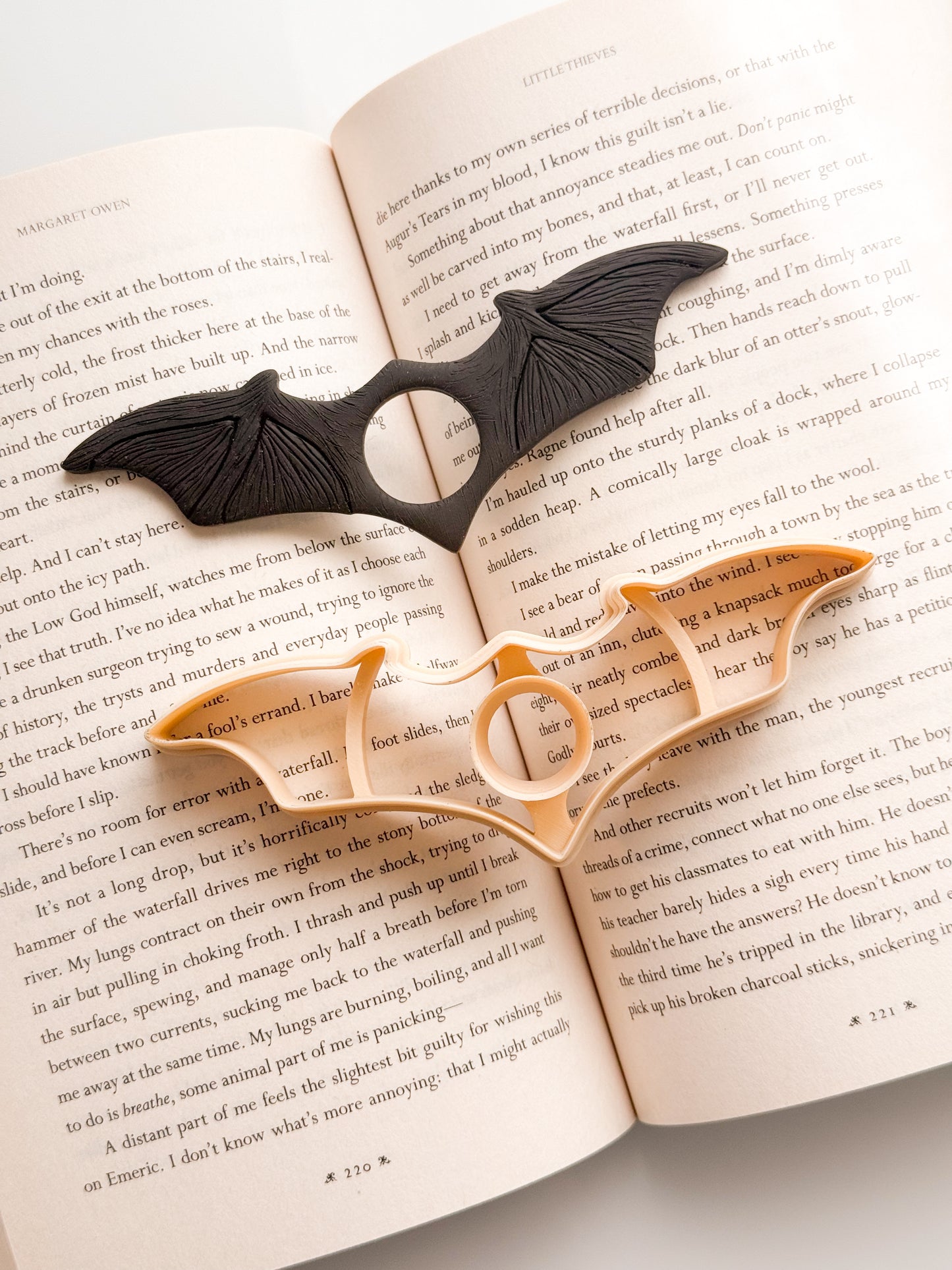 Bat Wing Page Holder Clay Cutter