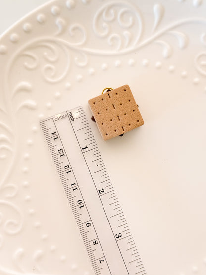 S’mores Builder Clay Cutter Set