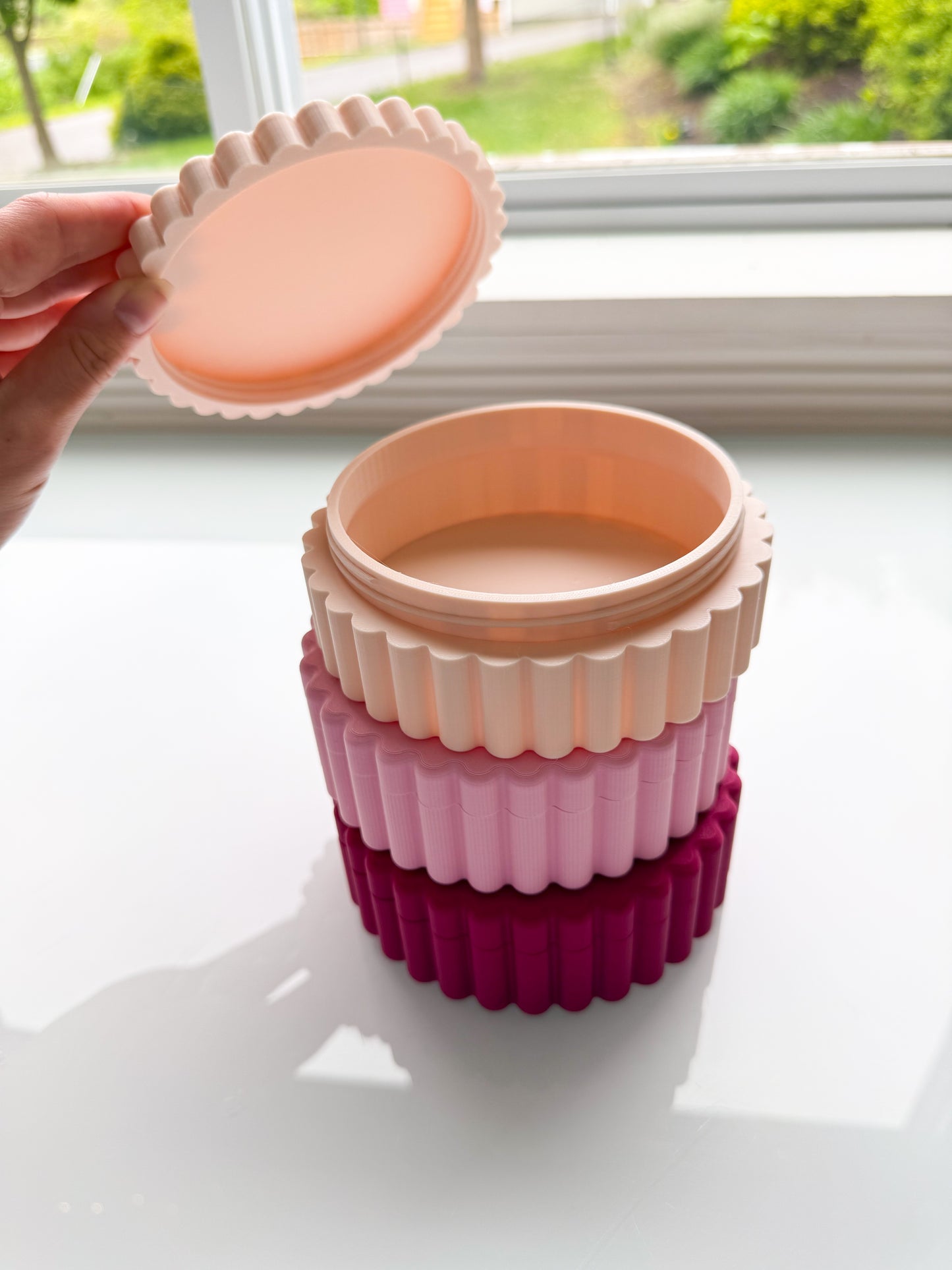 Threaded Cornstarch Container 3D Printed