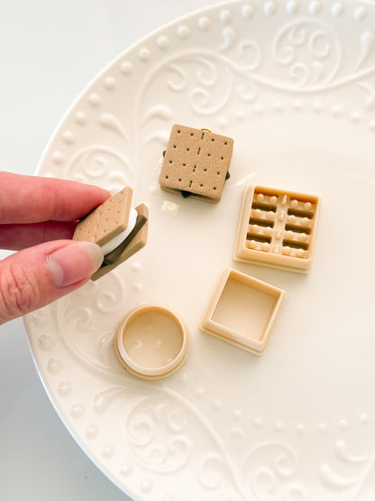 S’mores Builder Clay Cutter Set