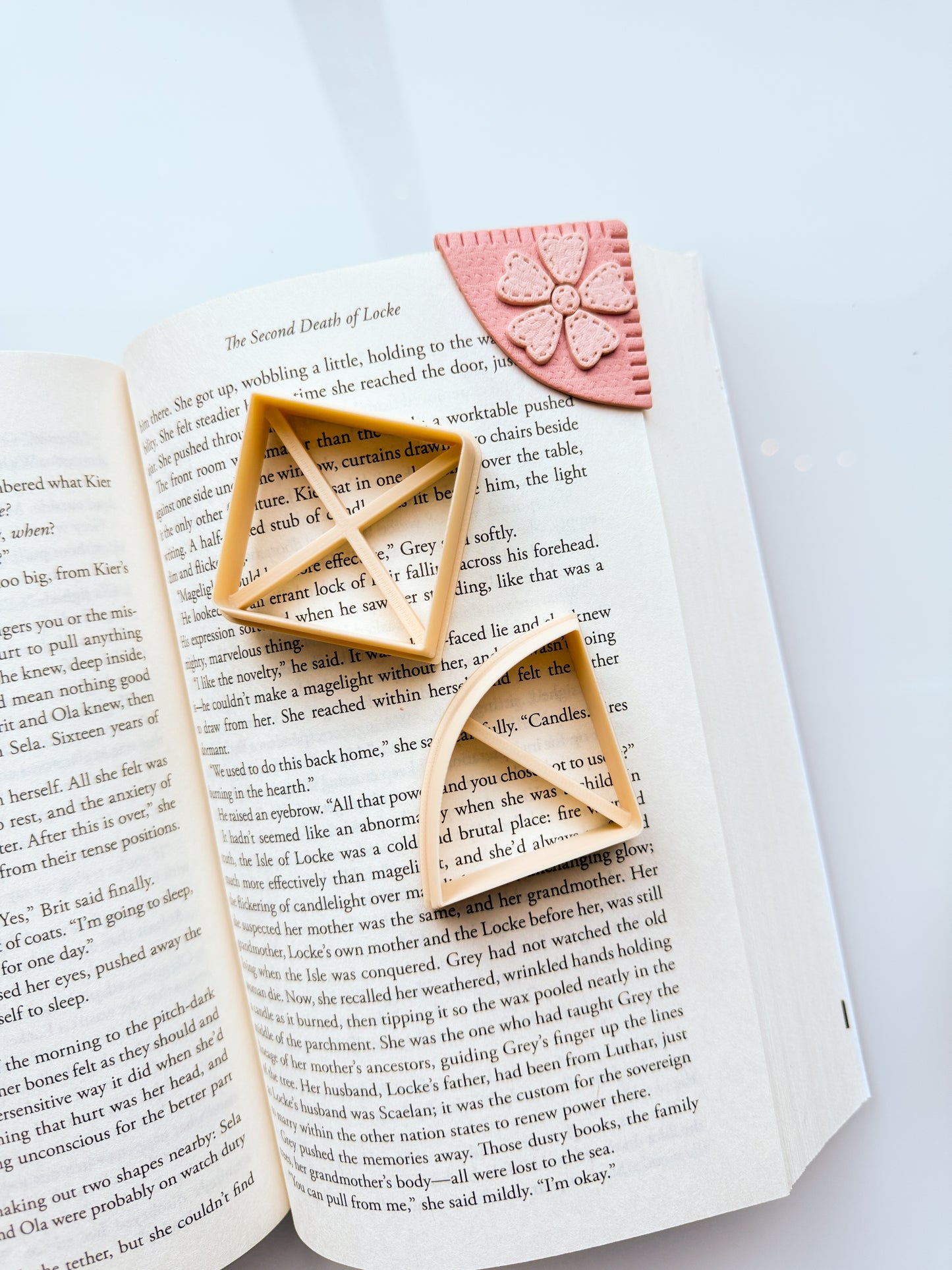 Corner Bookmarks Clay Cutter