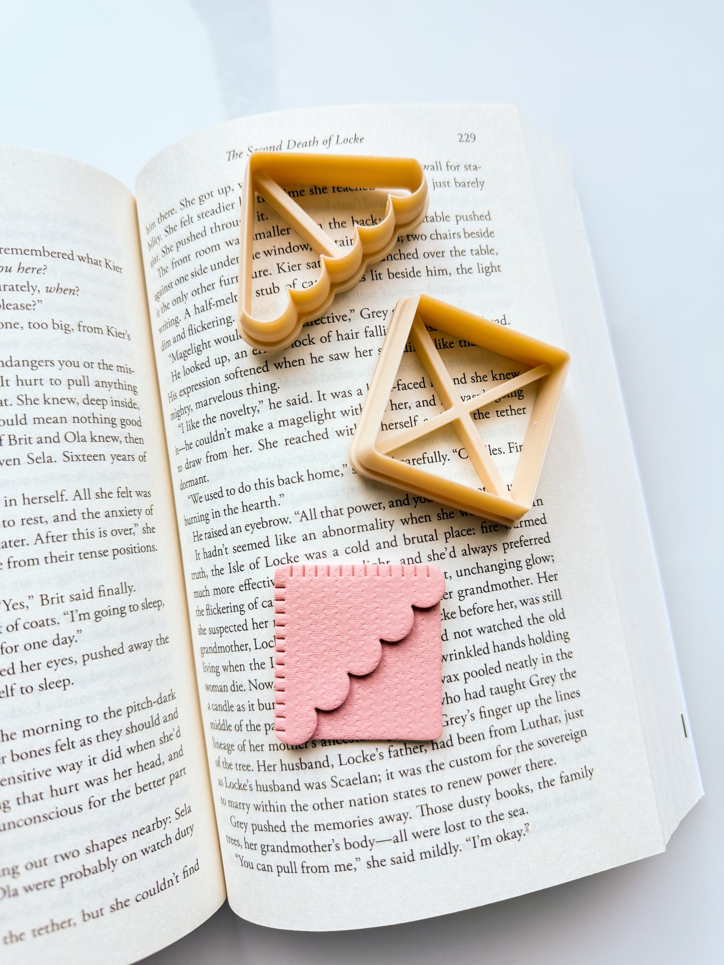 Corner Bookmarks Clay Cutter
