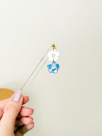 $2 Earring Stick - December Items