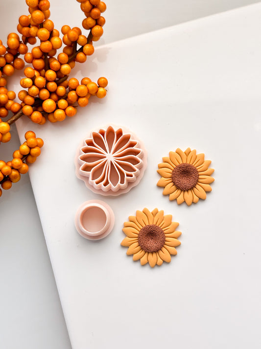 Embossed Sunflower Builder Clay Cutter Set