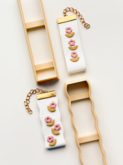 Foldable Keychain Clay Cutter - December Items