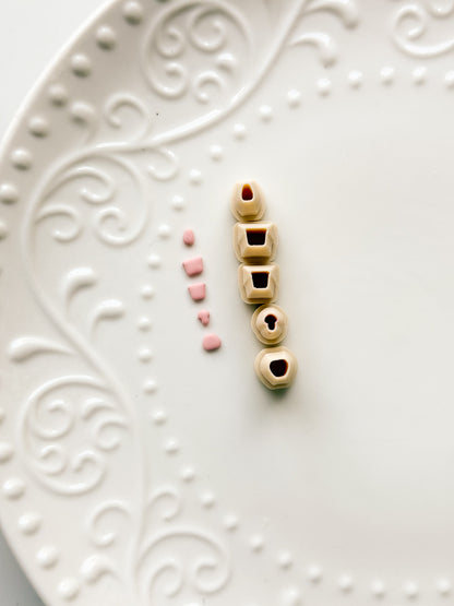 Tiny Bookshelf Decor Clay Cutter Set
