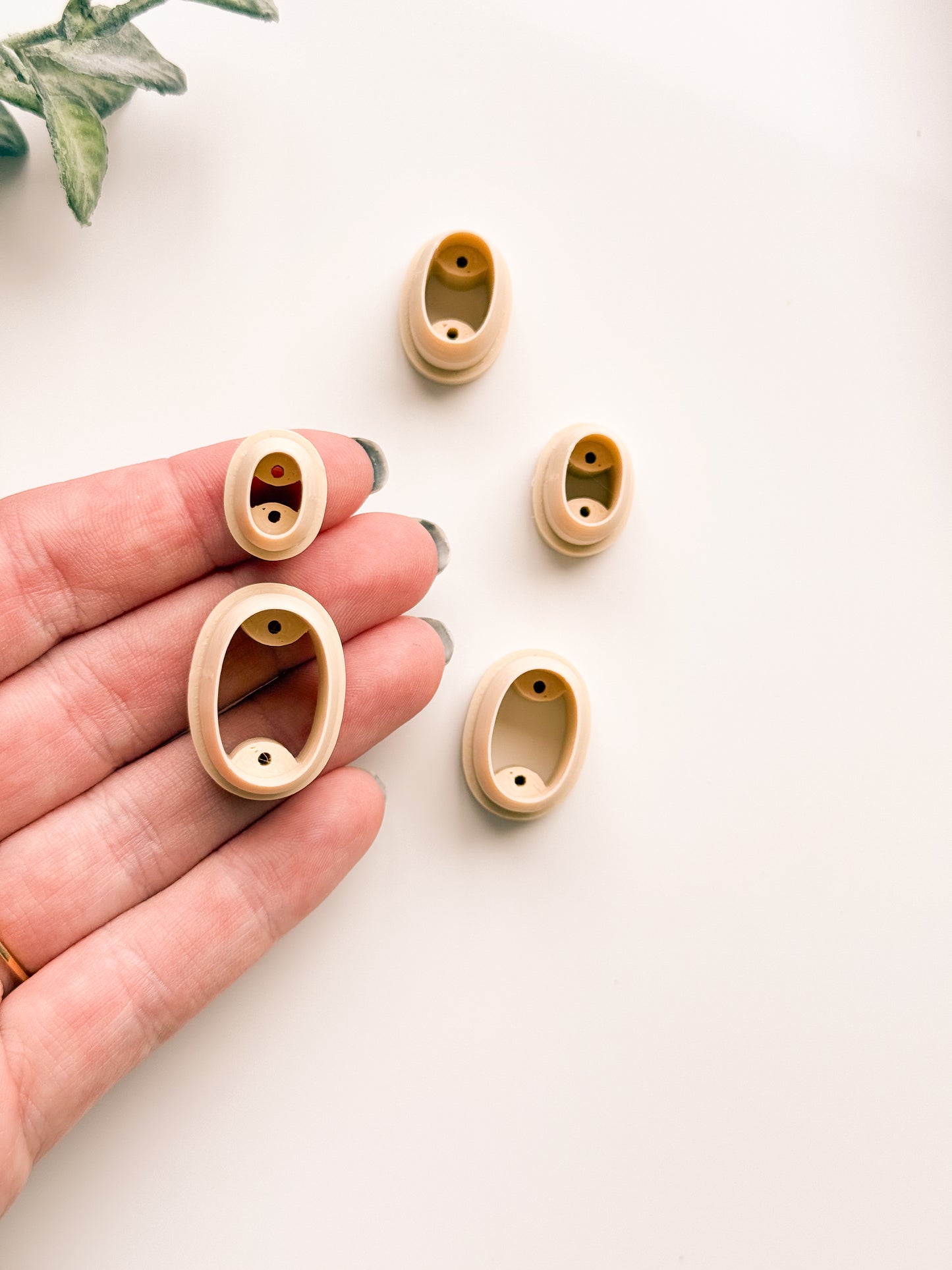 BASICS Ovals Set Clay Cutters - Drill Guides