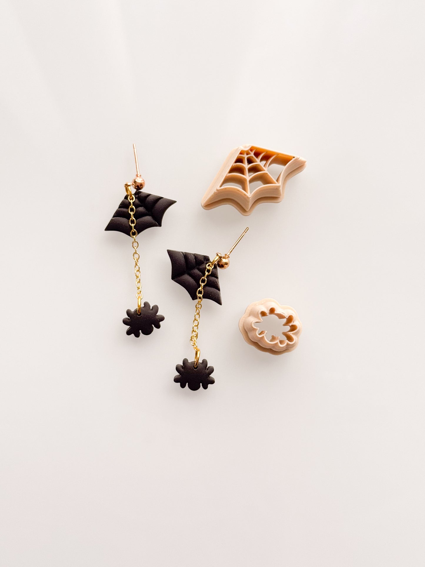 Web + Spider Clay Cutter