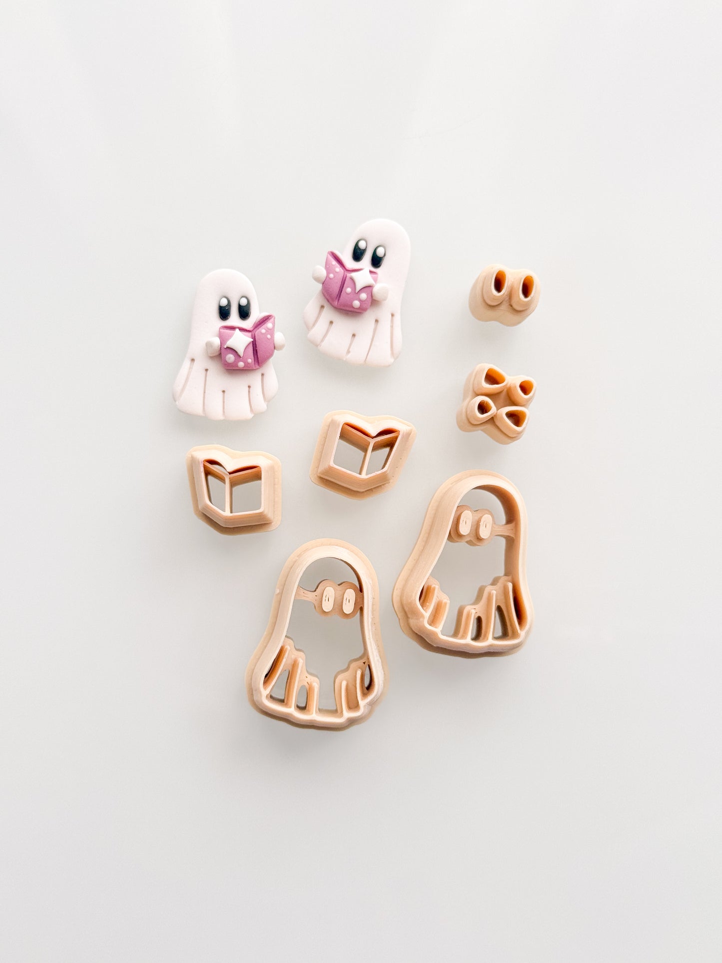 Little Reading Ghosts Clay Cutter