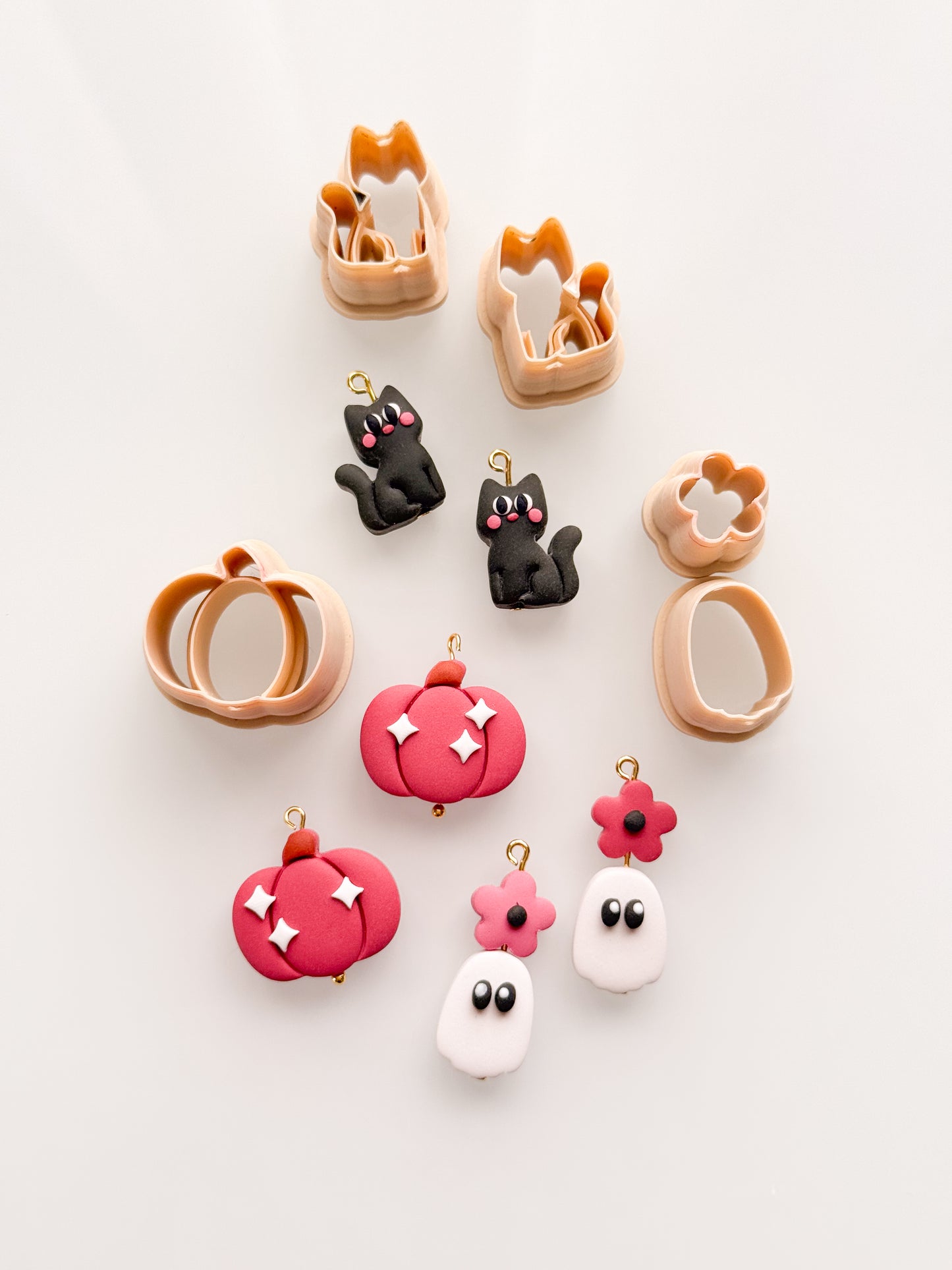 Fall/Halloween Beads Pumpkin Cats Ghost Flowers Clay Cutter