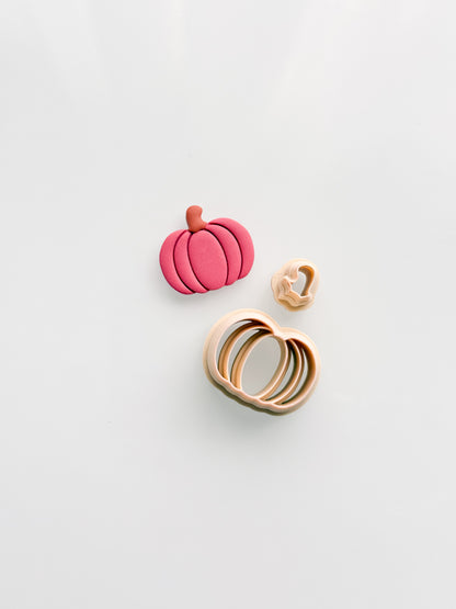 Classic Pumpkin + Stem Clay Cutter