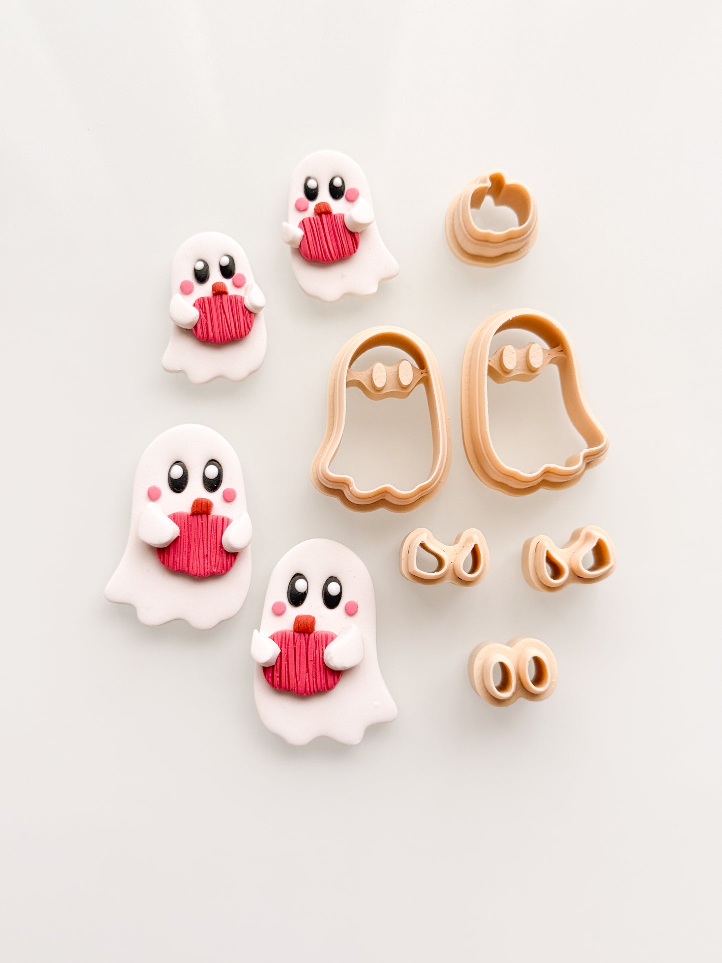 Ghosts Holding A Pumpkin Clay Cutter Set
