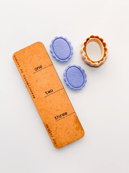 Perfect Oval Scallop Clay Cutter