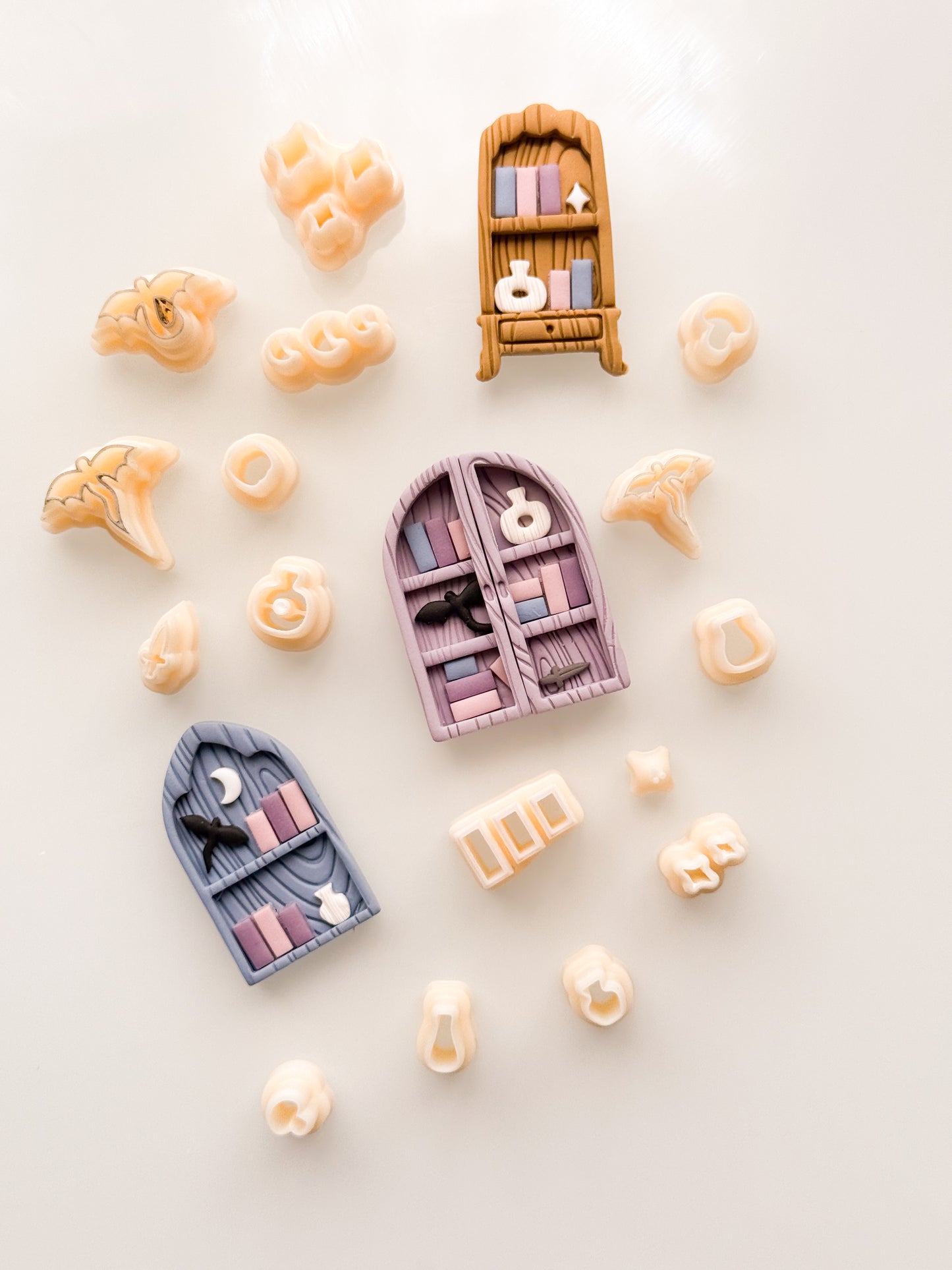 BOOKSHELF MICROS Clay Cutter