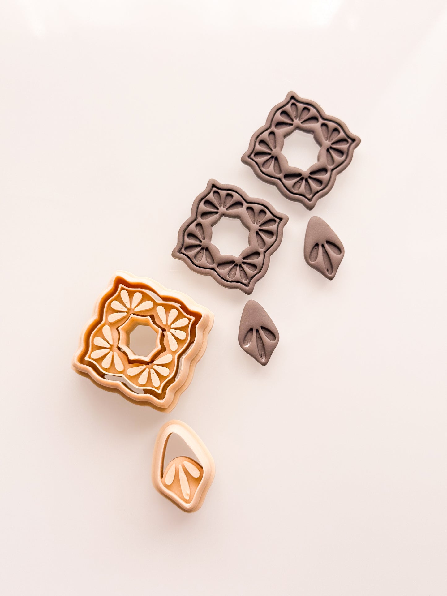 Embossed Fancy Dangle Clay Cutter